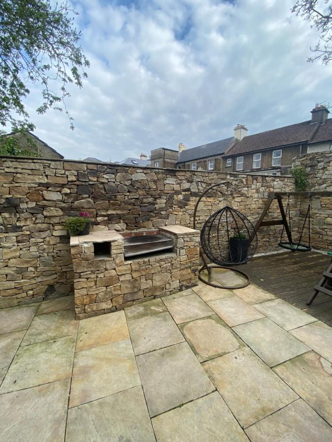 Town Villa With Charming Garden, Bbq Area & Sleeps 6 Кашел Екстер'єр фото